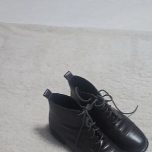 Brown Leather Lace-Up Boots